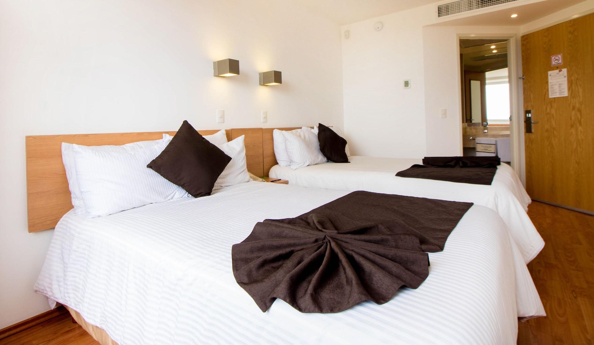 Hotel Mision Express Salamanca Exterior foto
